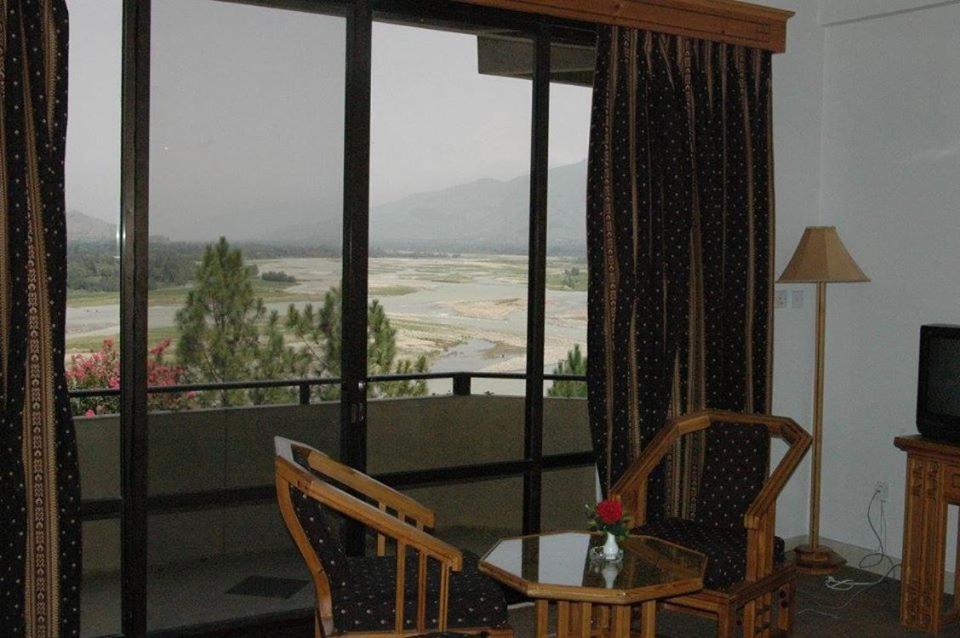 Rock City Resort Mingora Exterior photo
